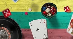 Người chơi tham gia trò chơi Bingo trực tuyến trên điện thoại di động tại Việt Nam qua nền tảng www888